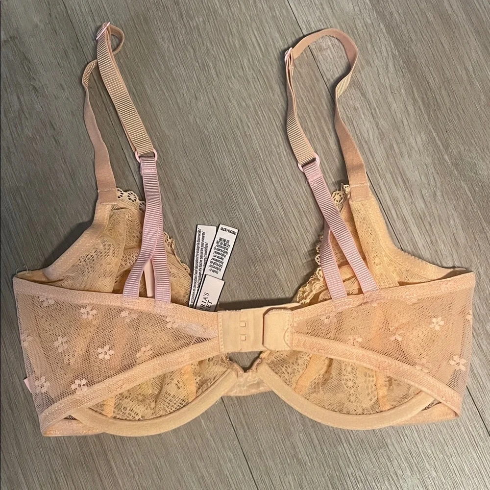 Peach Victorias Secret unlined lace bra size 32DD - Picture 4 of 4